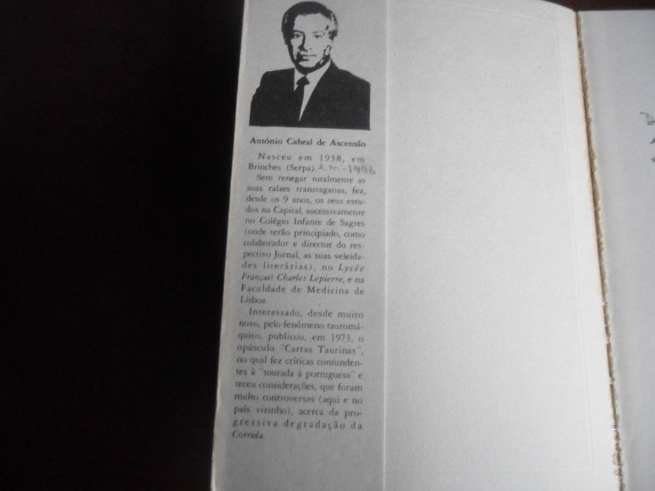 "Opus Dois" de António Cabral de Ascensão - 1ª Edição de 1988 - AUTOGRAFADO