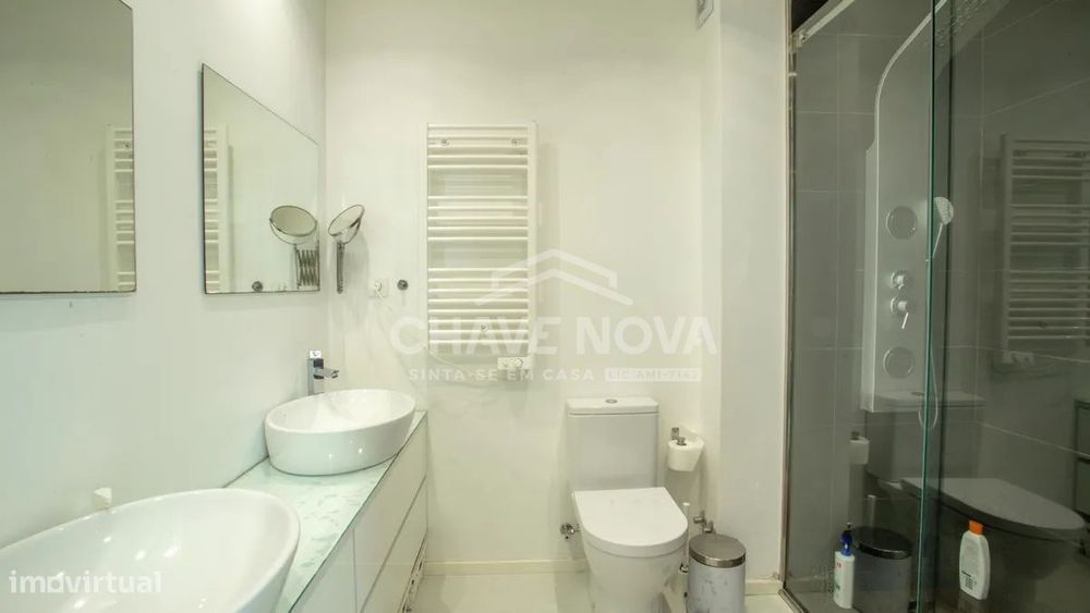 Moradia Triplex V3 em Serzedo Vila Nova de Gaia-SD/04664/MH