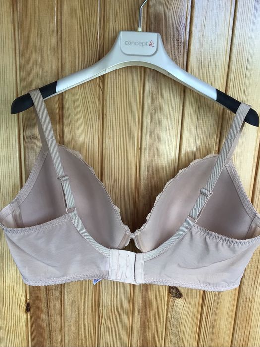 БОЛЬШОЙ РАЗМЕР!! Бюстгальтер М&S , р 90 F / 40 Е