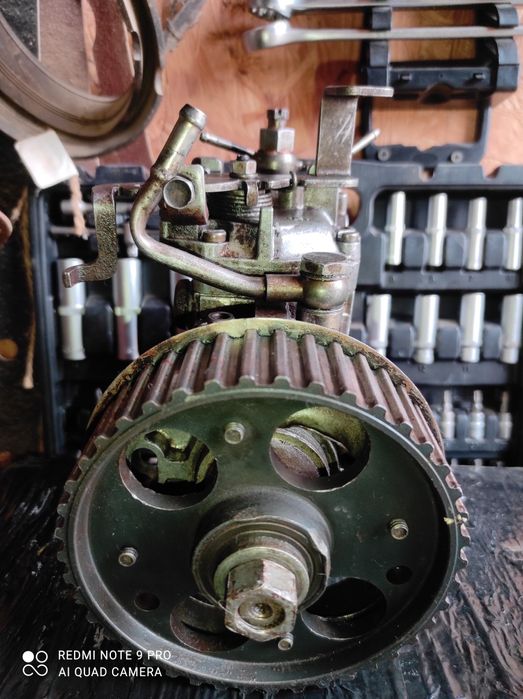 Продам. Топливный насос