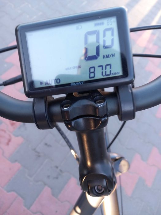 Rower elektryczny giant
