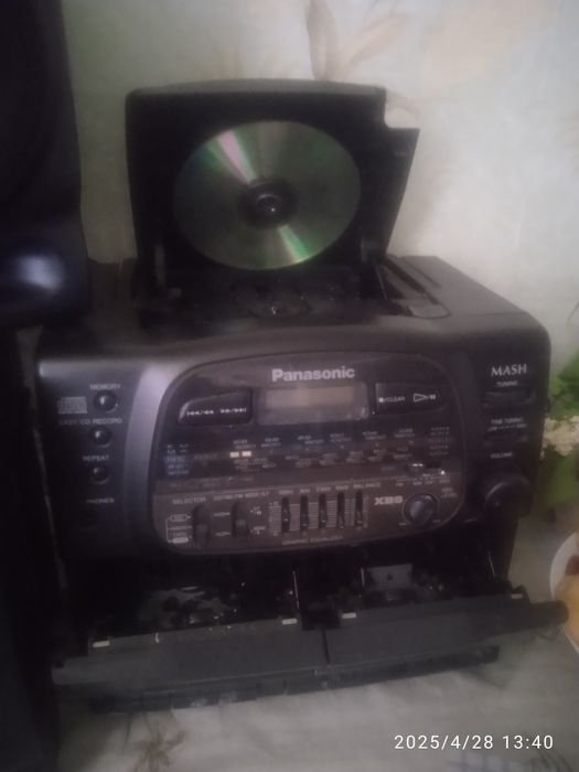 Магнитофон Panasonic