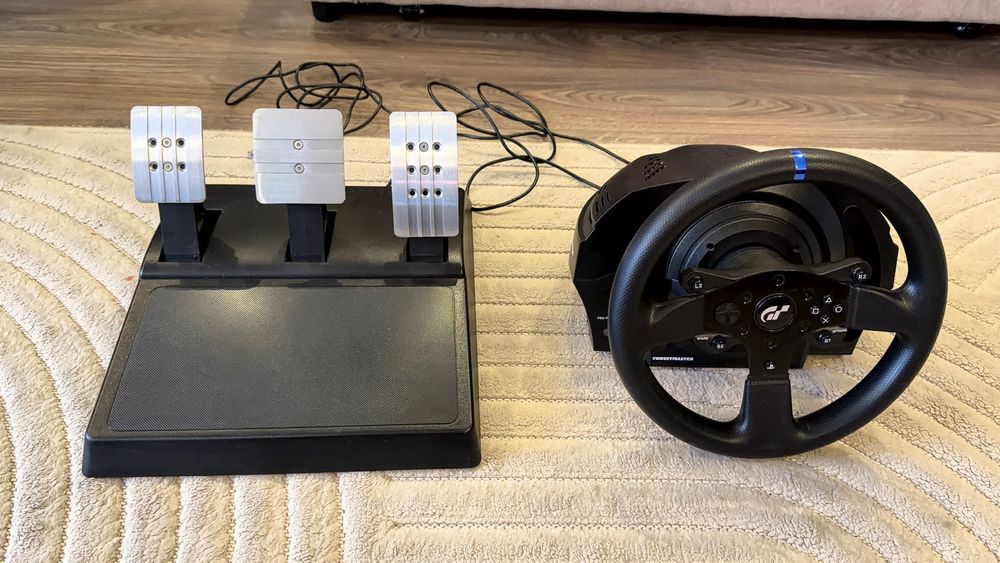 Kierownica Thrustmaster T300 RS GT zadbana!