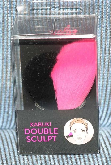 DOUGLAS Podwójny pędzel Kabuki