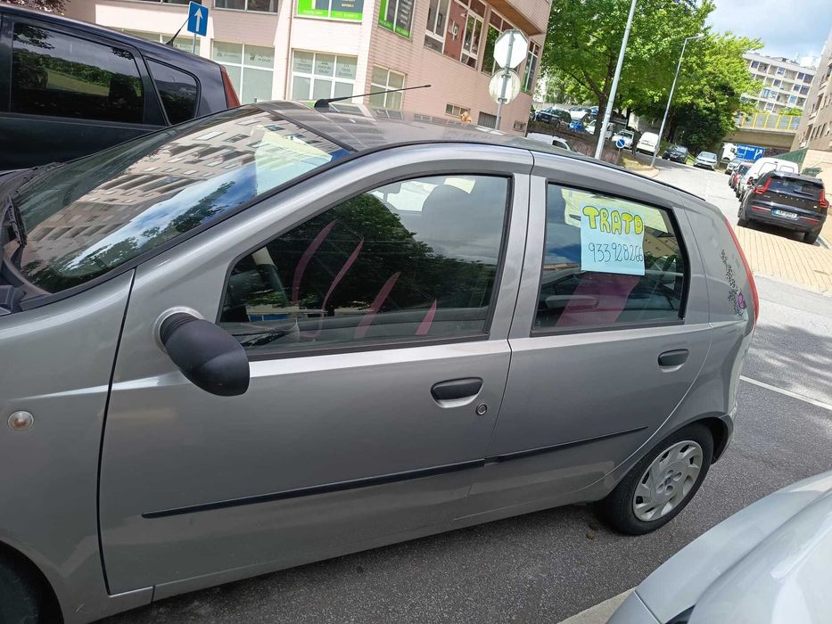 Fiat Punto 1.2 Gasolina | Nacional | 190 mil km | Muito Estimado