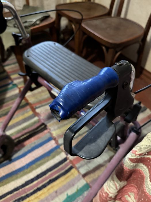 Ходунки для дорослих