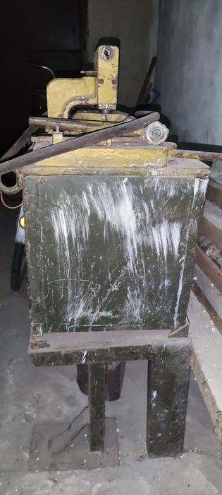 Продам сварочний апарат для лєнточних пил
