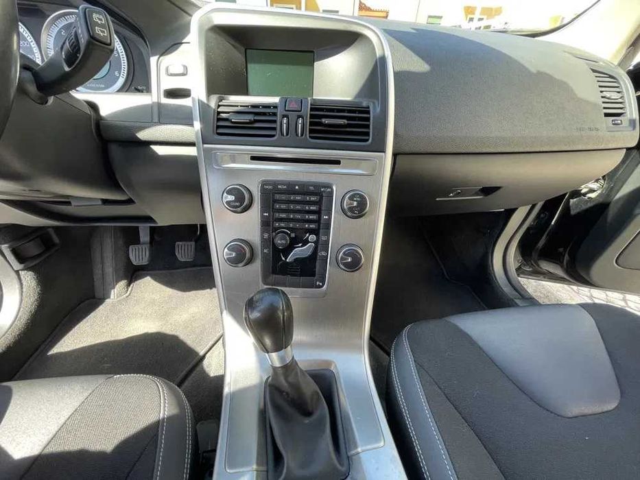Volvo XC60, DrivE, nacional