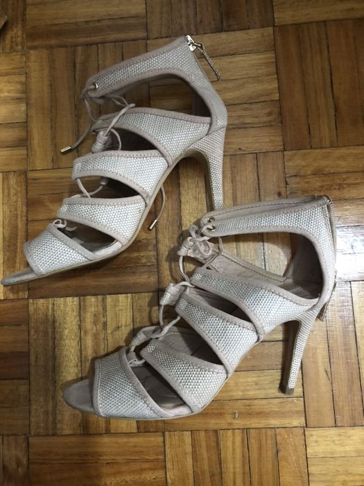 Sandalias stradivarius 37