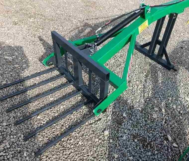 Łycha do tyłu URSUS C330 Ładowacz piachu TRANSPORT