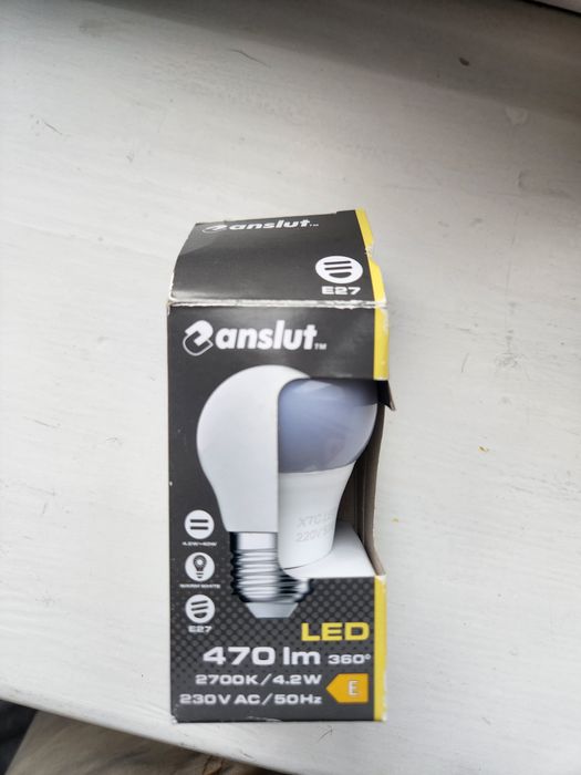 żarówka led  E27