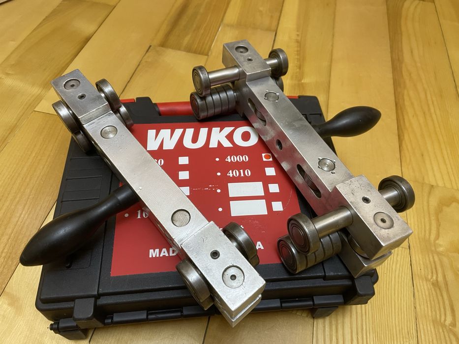 Роликовий листогиб Wuko