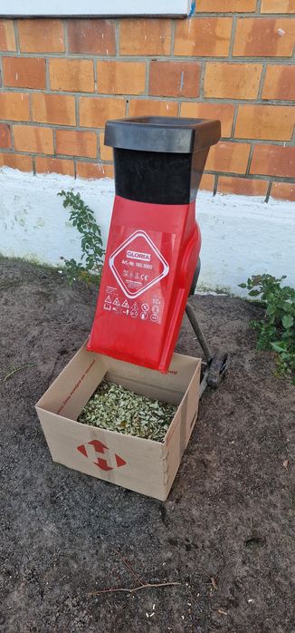 Ножова дробилка гілок Gloria 2200W