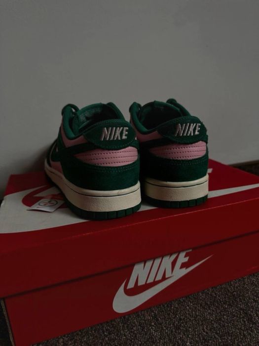 Nike Dunk Low Retro Soft Pink/Malachite