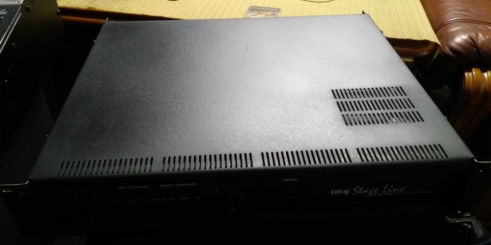 Nagłośnienie używane Mikser cyfrowy Yamaha 01 V ,Końcówka  , kolumny