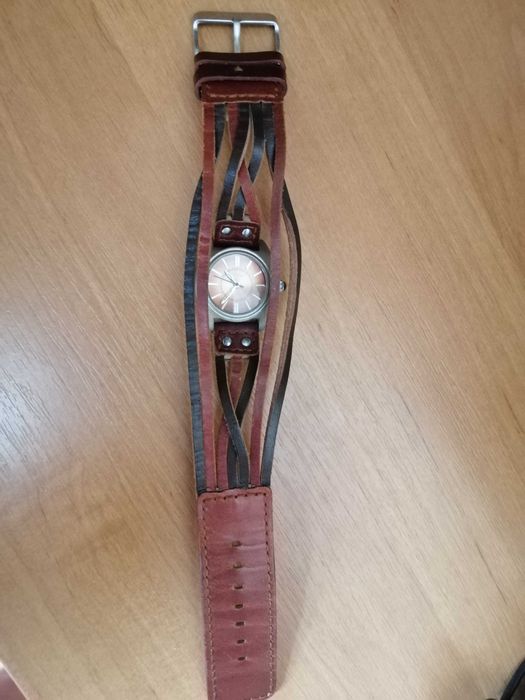 Часы-браслет Kahuna, оригинал, этно-стиль