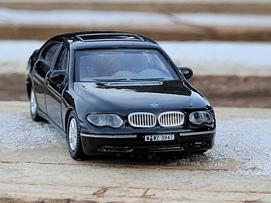 BMW 7 E65 735Li Kolekcja modeli 1:72 mega unikat hongwell M Power