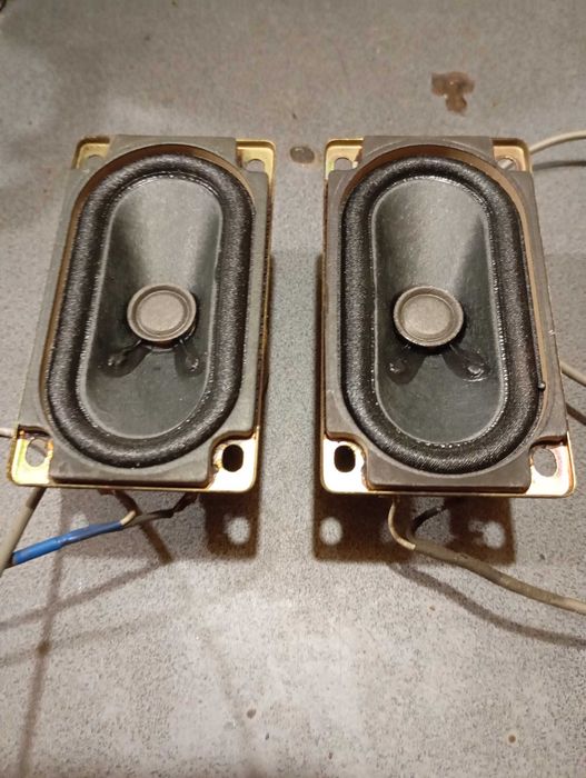 Динамики 8 Ом 7,5Вт