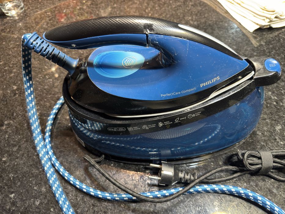 Ferro com caldeira Philips perfectcare compact