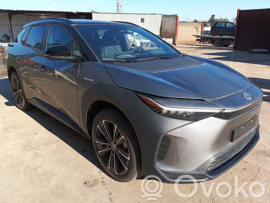 Бампер для Toyota bZ4X розборка