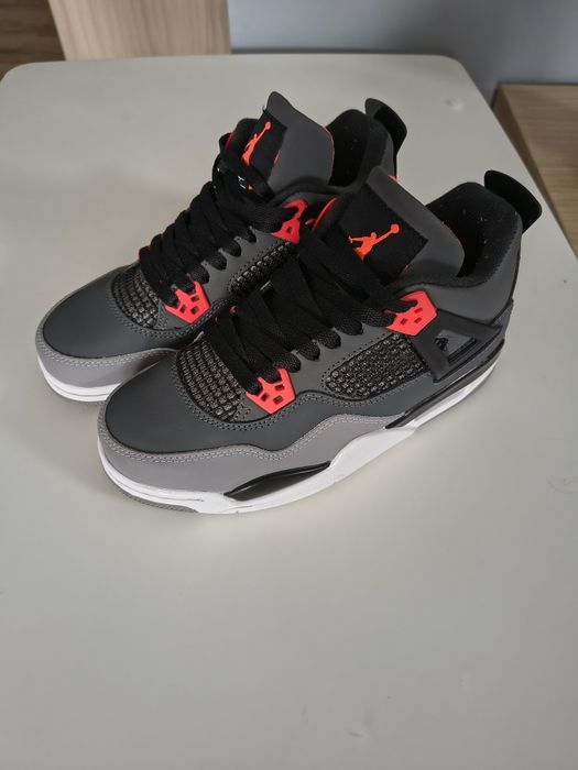 Buty Jordan 4 retro