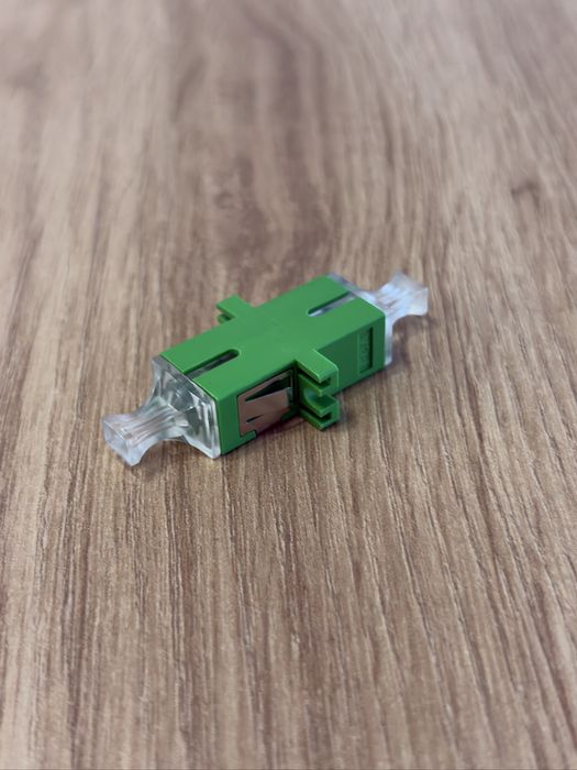 Adapter światłowodowy