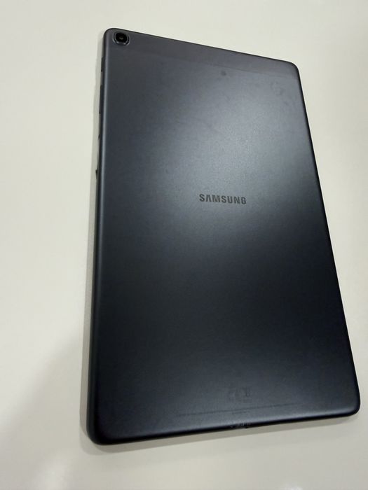 Tablet SAMSUNG Galaxy Tab A (10.1" - 32 GB - 2 GB RAM Wi-Fi - Cinzento)