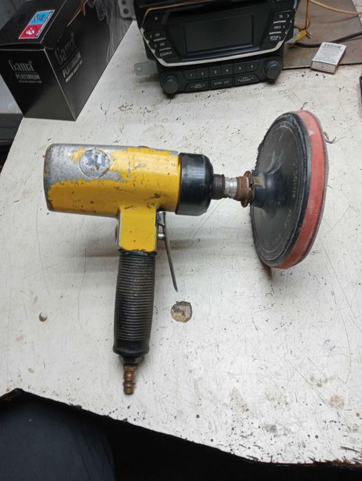 Пневмогайковерт ІП-3207.Шліфовальна пневмо машина Sumake ST-7770