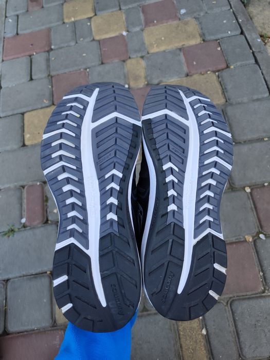 Кроссовки Saucony Omni 19