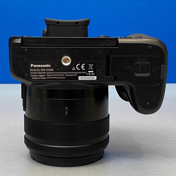 Panasonic Lumix DMC-FZ2000 | 20.1MP