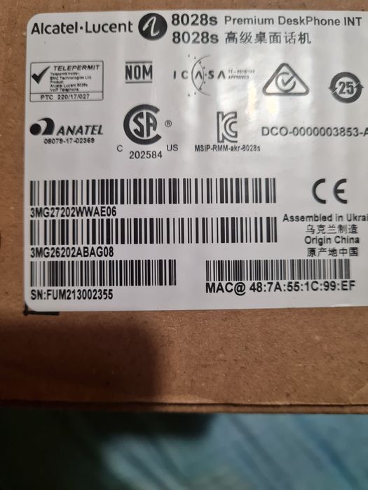 2 Telefones  1 é Alcatel e o outro é Anatel