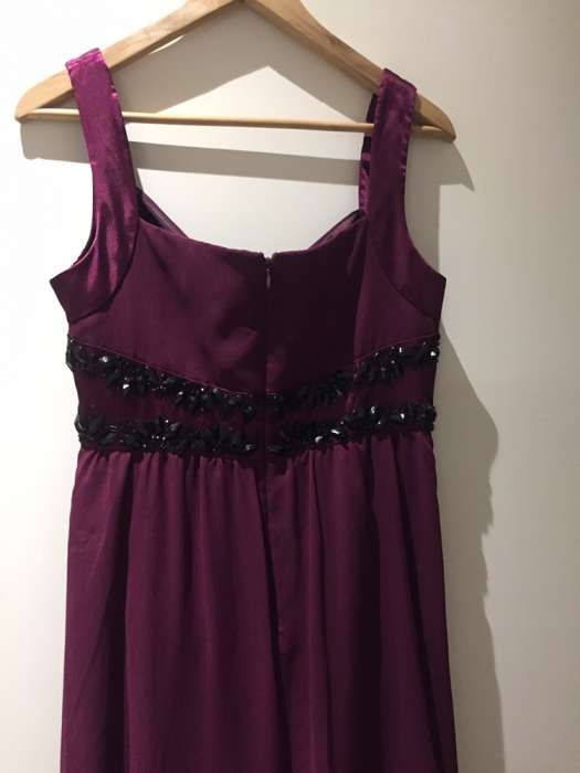 Vestido comprido cerimónia cor bordeaux
