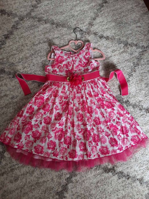 Сукня нарядна на дівчинку на випускний 5-7років