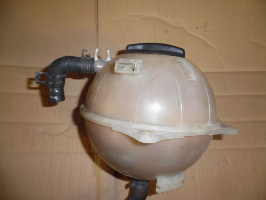 VW T4 CARAVELLE ZBIORNIK WYRÓWNAWCZY CIECZY