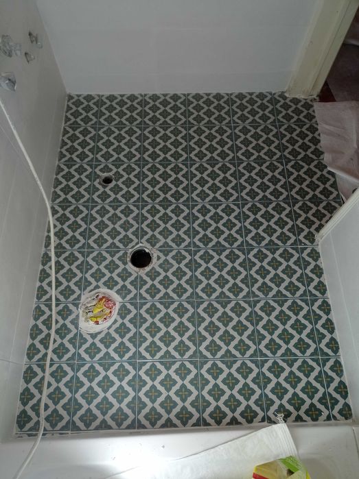 Empresa Melhoria 100 limites UNIP Ltda const, quer renovar a sua casa? Nós fazemos tudo, remodelação completa, pinturas, canalização, cozinha e wc