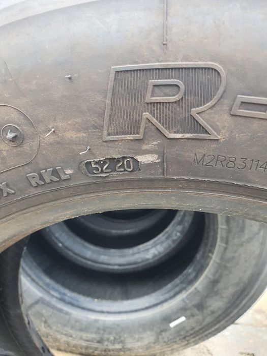245/70r19.5 Bridgestone R Trailer 001