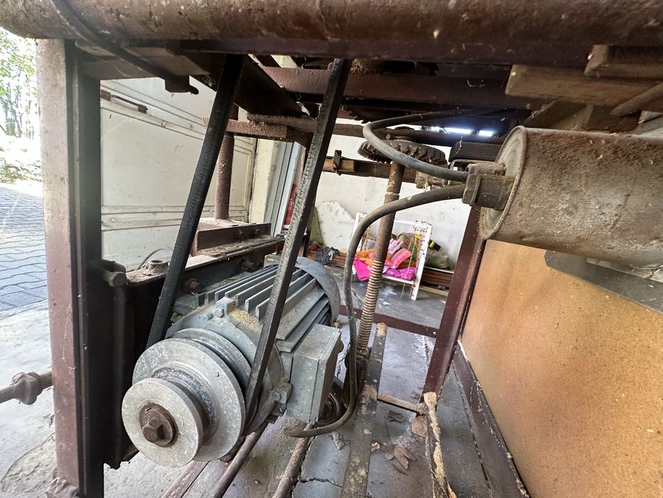 Pila stolowa 2.2kW 380v / 220v krajzega