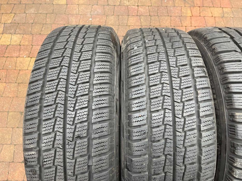 4023. Koła zimowe Vw Transporter T5 T6 Multivan 5x120 215/60/17C 9.5mm