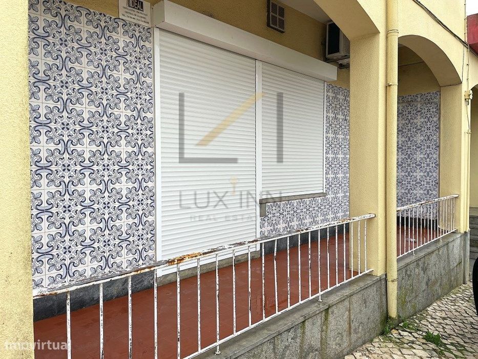 Apartamento T1 luminoso na Parede