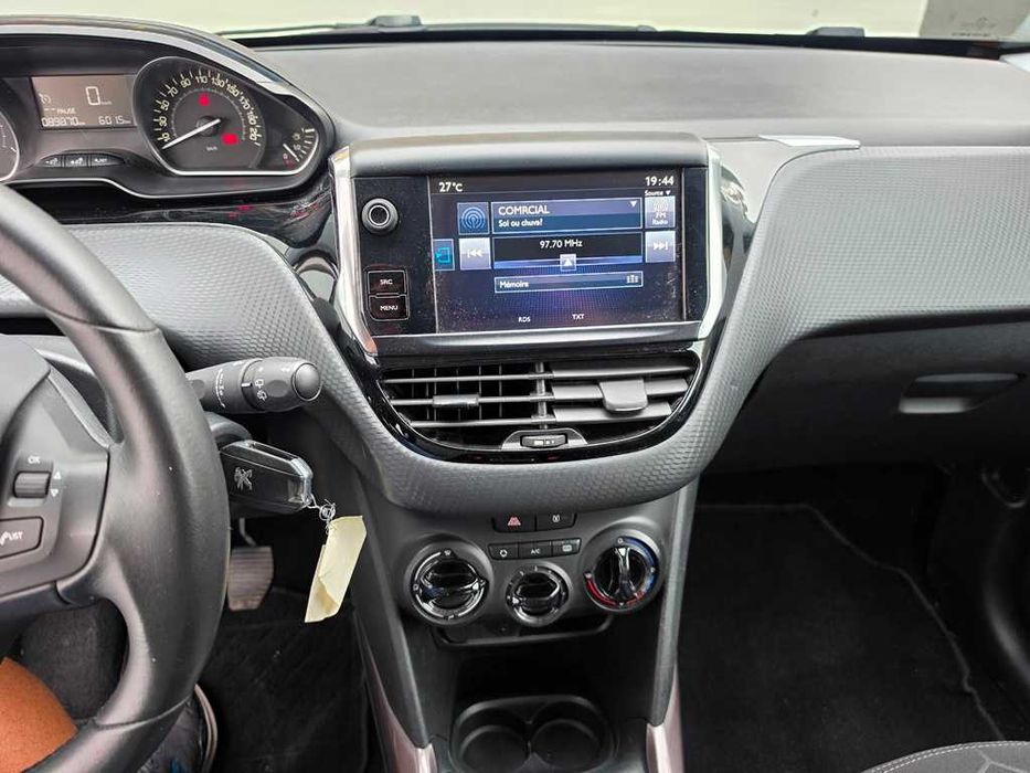 Peugeot 2008 1.2Vti Style 82Cv 80.000Km 03/2016