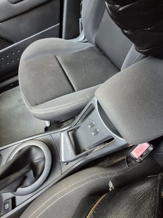 Оренда/Аренда  авто Рено Меган  1.6 газ/бензин