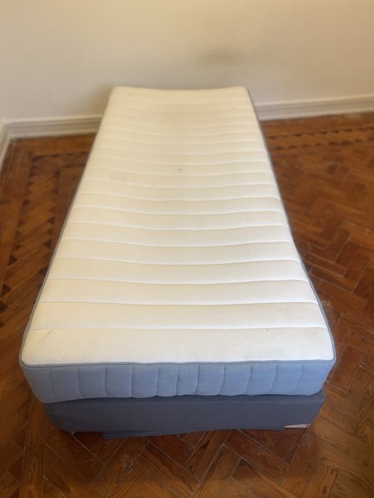 Cama box com colchao- Solteiro