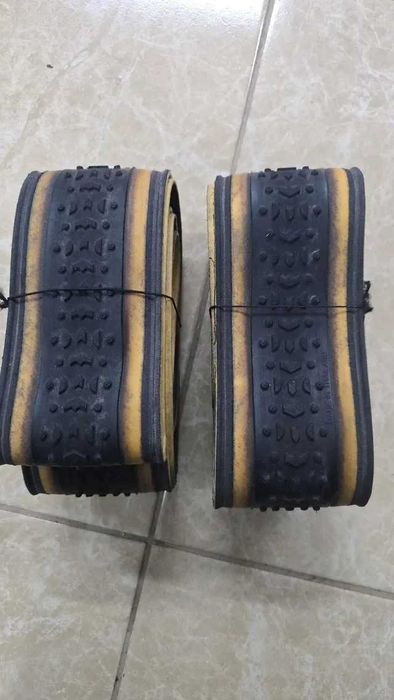 2 Pneus Challenge Grifo PRO 700x33 Tubeless