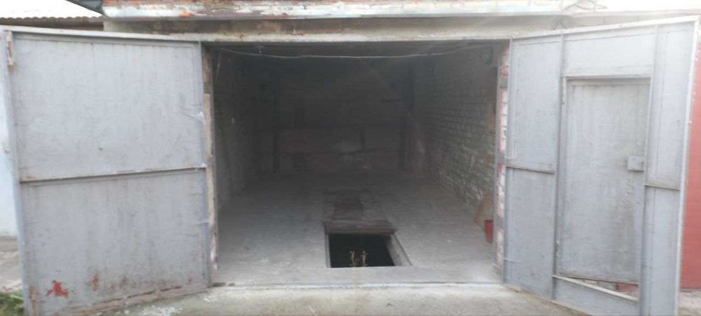 продам капітальний гараж