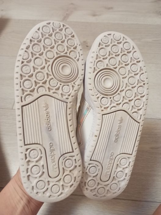 Дитячі кросівки adidas