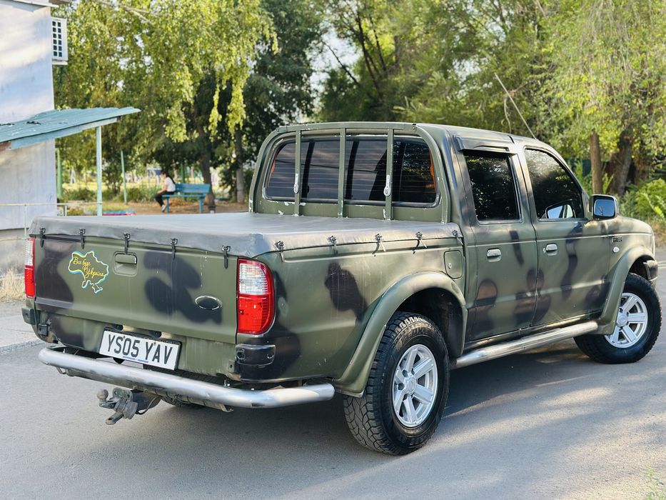 Продам Ford Ranger 2.5 дизель 4х4 пикап в хорошем состоянии