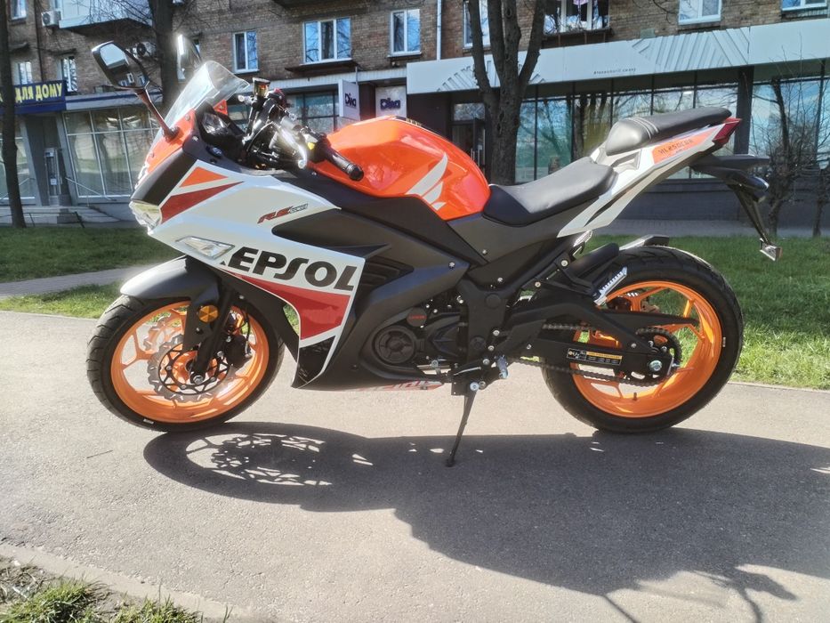 Мотоцикл ML 250 CBR (REPSOL)