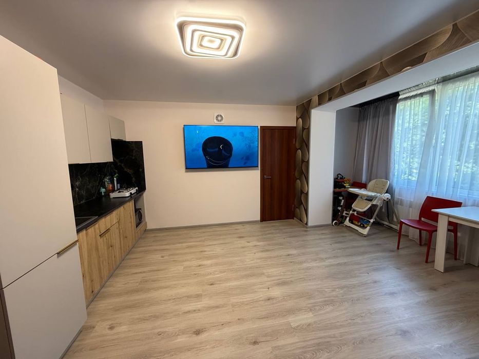 Продам 2 к квартиру ЖК " Оберіг", пр-кт Б.Хмельницького 229