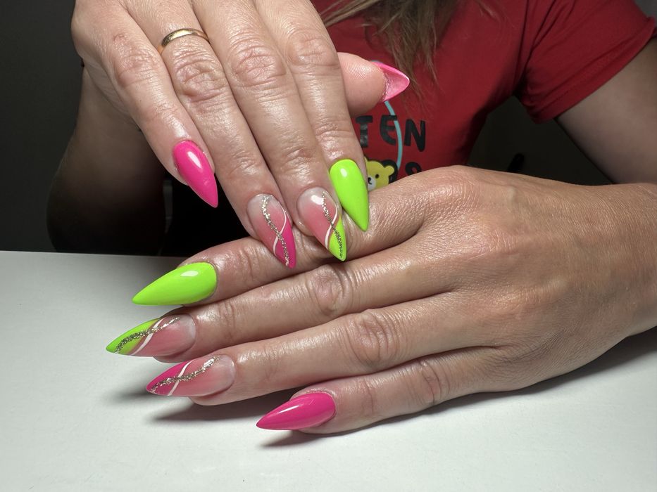 НАРАЩИВАНИЕ НОГТЕЙ и маникюр  приморский район