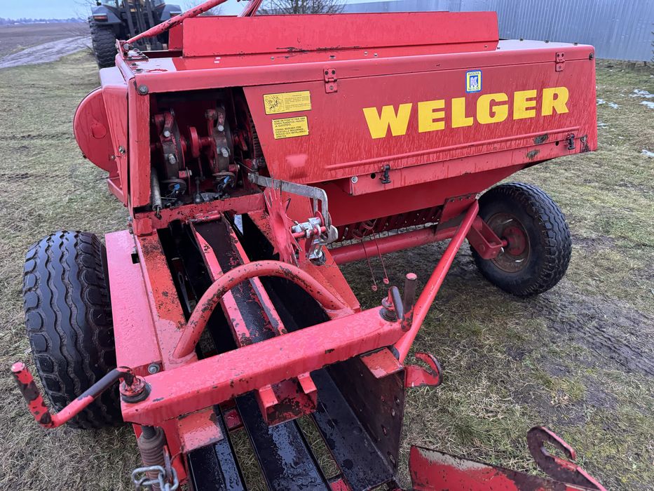 Велгер WELGER AP42 Тюкопрес Прес підбирач Пресс-подборщик (AP400,430)